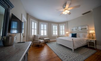 The Edenton Collection-Captain's Quarters Inn