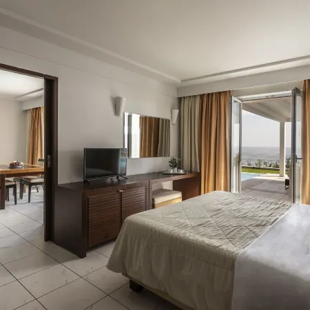 Louis Apostolata Island Resort