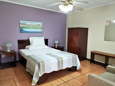 Hotel Puerta del Sol - San Jose Airport Hotels in 