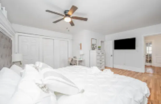 The Terry Sanford Guest House Apt A