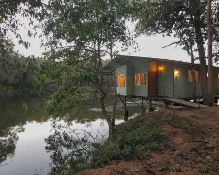 Rukhad Jungle Camp Hotéis em Seoni