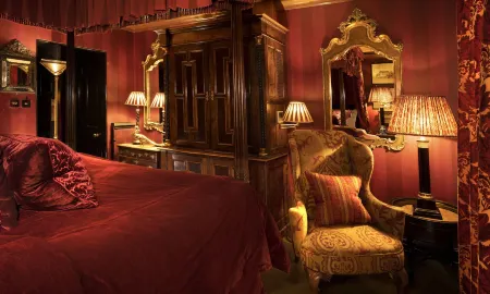 Prestonfield House Отели рядом с достопримечательностью «The Manuscript of Monte Cassino»