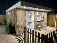 Beautiful 1-bed Modern Luxury Apartment in Luton
