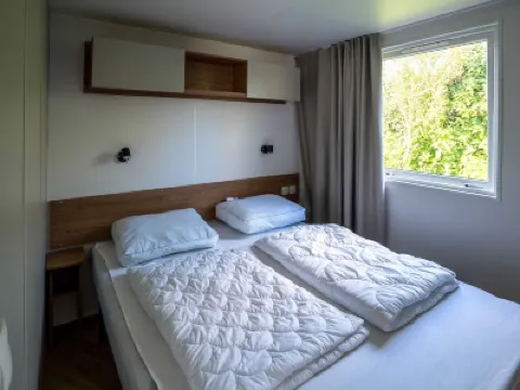 Amazing Chalet in Oostkapelle with Garden Hotel di 