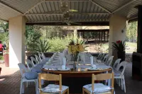 Random Harvest Country Cottages - breakfast