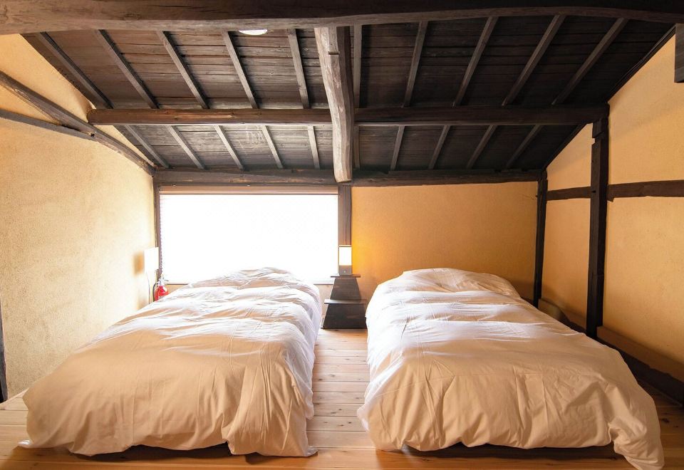 Tatsuno Castle Town Machiya Villa Kurasu - Housity