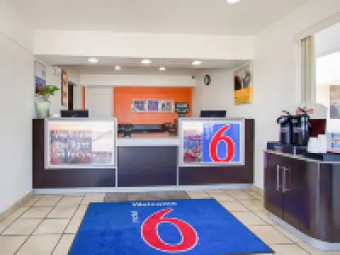 Motel 6 Tempe, AZ - Scottsdale South Hotels in Tempe