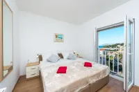 Apartments Rilovic, City and Sea View Apartments - Condos