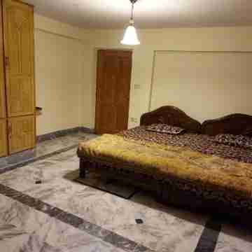 The Valley View Pent House Rooms