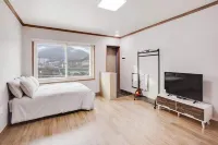 加平新清平旅館 Cheongpyeong Station附近的飯店