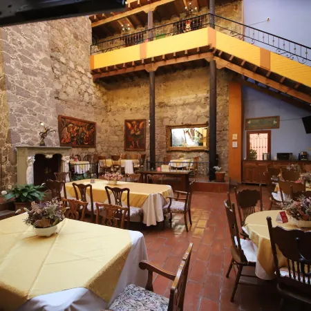 El Meson de Los Poetas