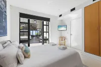 Noosa Court Apartment 03