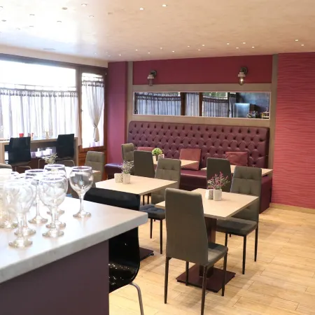 HOtello Guest Suites