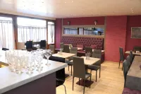HOtello Guest Suites Hotels in Haret Sakher