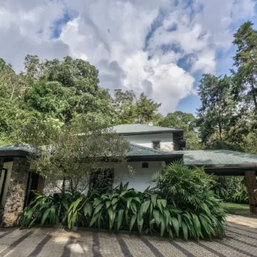 Villa Republic Bandarawela (04 Bedroom)
