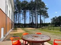 Greet Hotel Castets Coeur des Landes فنادق في Magescq