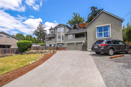 Mount Saint Helens Room Отели в г. Мерсер Айленд