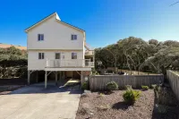 Saltwater Pool and Hot Tub Oasis - Beautiful Escape Hotels in der Nähe von Life is Good