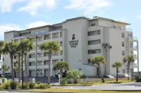 Emerald Towers West 5001 Hotels in Okaloosa Island