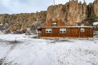 Remodeled Cabin In South Fork w/Free WiFi/Furnished Patio/Private Washer/Dryer