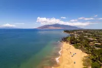 Charming Condo with Pool and Outdoor Dining - Stunning Ocean View
