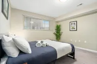 2 bed on 4th St and 15th Ave Hotel a 