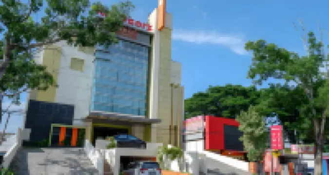 RedDoorz Plus ใกล้ Hotel Benua Kendari