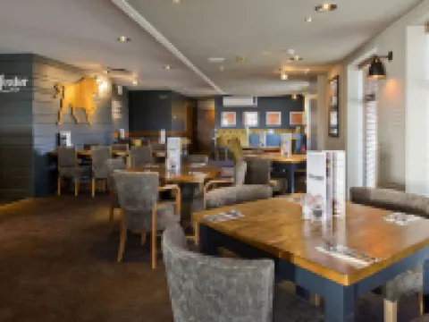 達特福德普瑞米爾酒店 達特福德酒店