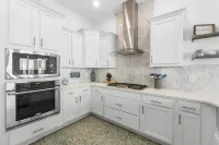 Prominence 30A - Happi Nest Hotels in 