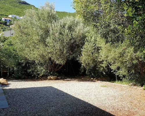 Mini villa T2 on the seafront at Marine de Sisco, ideal for discovering the Cape. Hotels in Sisco
