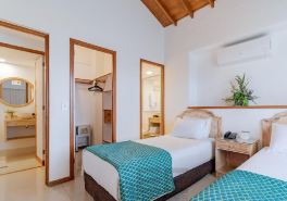 Portal del Rodeo ApartaHotel