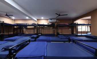 Wee Care Hostel and Dormitory