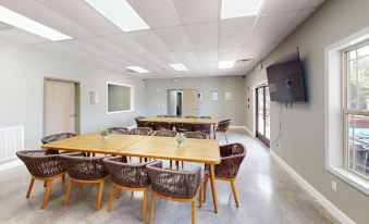 Viewpoint Condominiums