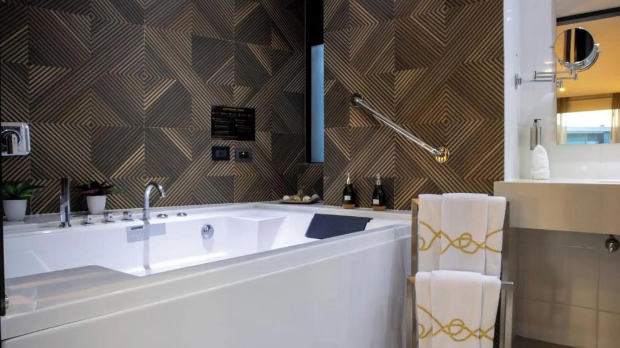 Café Hotel Medellín Zimmer Photos