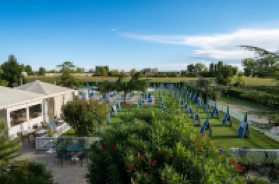 호텔 빌라 사라