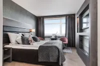 Hotell Hallstaberget Hotels near Nipstadsfisket