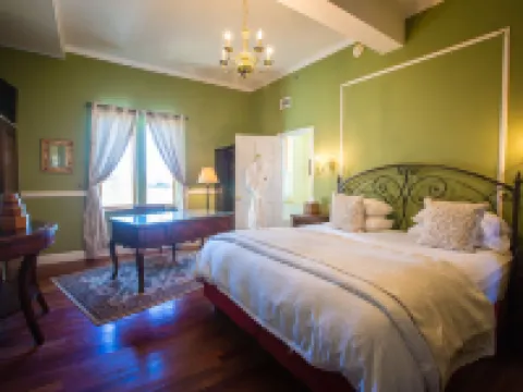 ウェドモア プレイス ロバーツのホテル