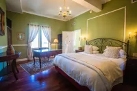 Wedmore Place Hotels in Roberts