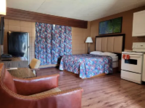 Fairview Inn Hotels in Fairview