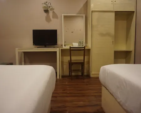 โรงแรมควีนส์ โรงแรมในอำเภอ ชุมแพ