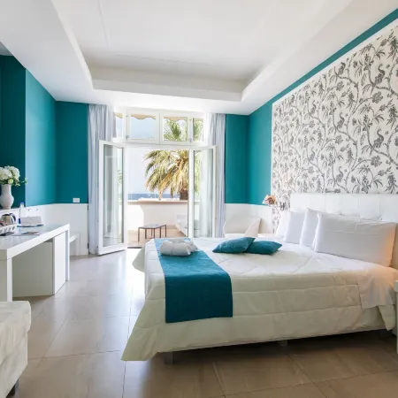 Bianco Riccio Suite Hotel