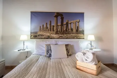 B&B Eyexei Domus Hotels near Palazzo Rotulo Sec.XVIII