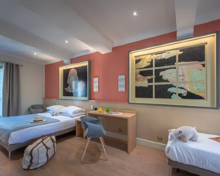 ホテル スパ ル カレンダル アルルのホテル