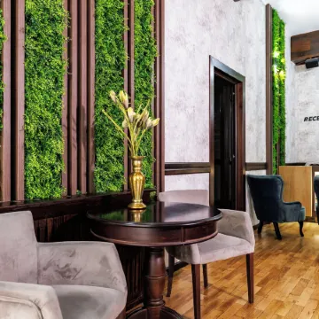 La Strada Boutique Villa