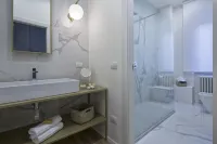 Suite Vogue Espresso Hotels in Pozzol Groppo