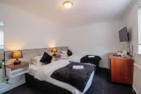 The Kinross Salutation Inn Hotels in Kinross