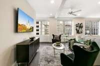 Spacious Luxury 4Br Condo Moments from French Quarter
