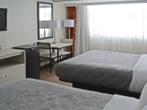 Quality Inn & Suites East Syracuse - Carrier Circle Hotels in De Witt