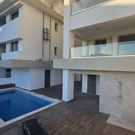 Stay Larnaca Pearl Apartment