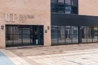 Up Rooms Vic Hotel Hotels near UVic Torre dels Frares